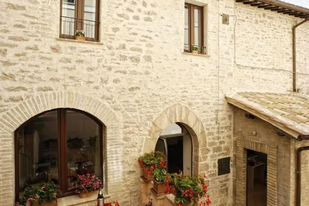 Hotel Sorella Luna Assisi