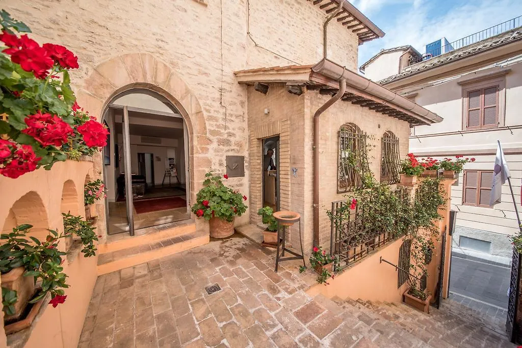 Hotel Sorella Luna Assisi
