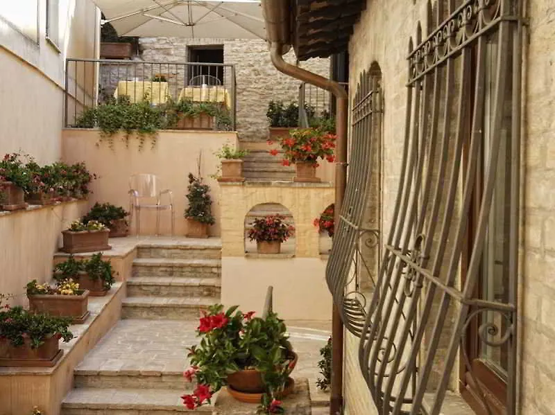 Hotel Sorella Luna Assisi