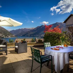  Villa Villino Miralago Italy